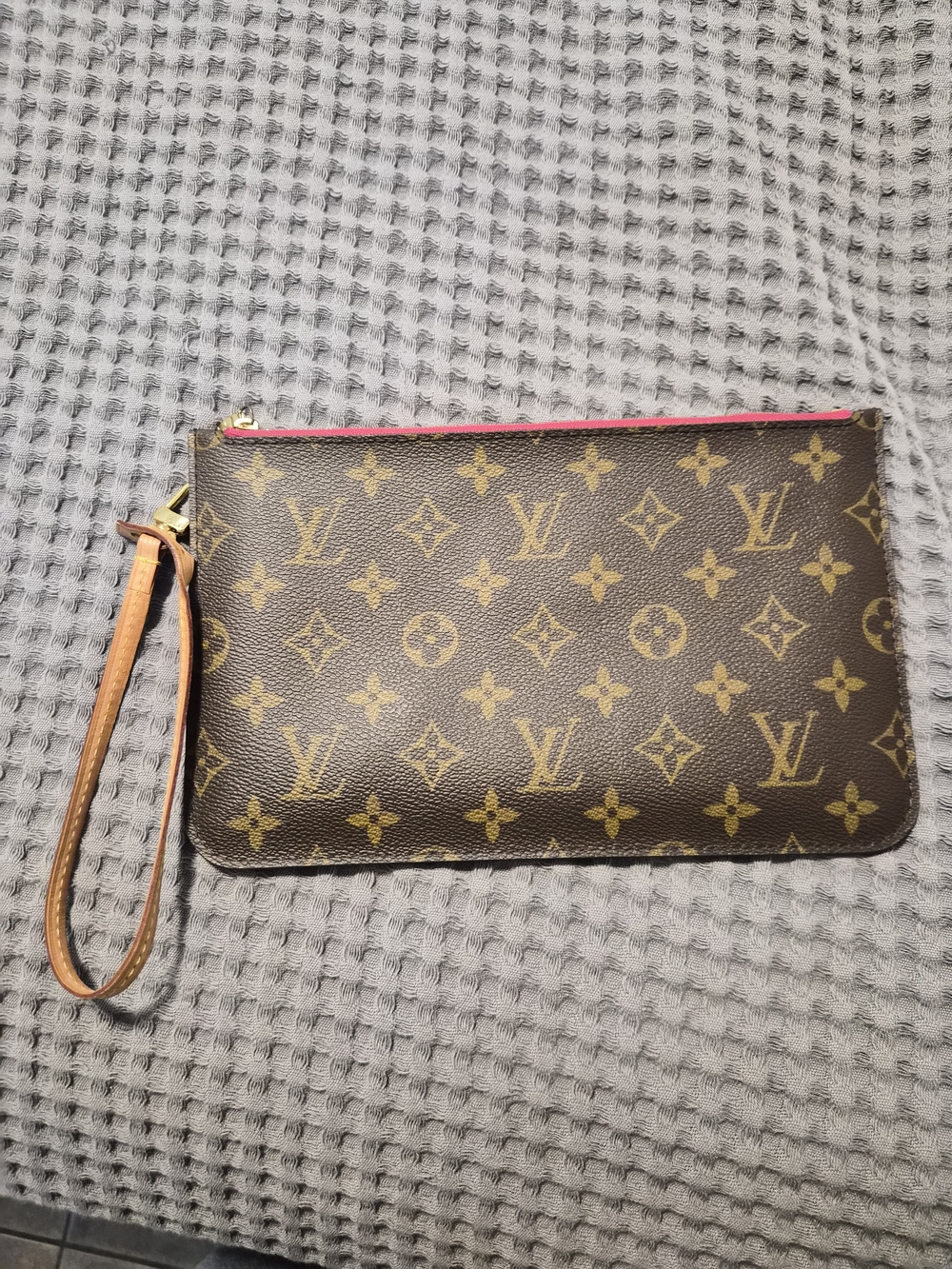 LOUIS VUITTON Monogram Neverfull MM GM Pochette